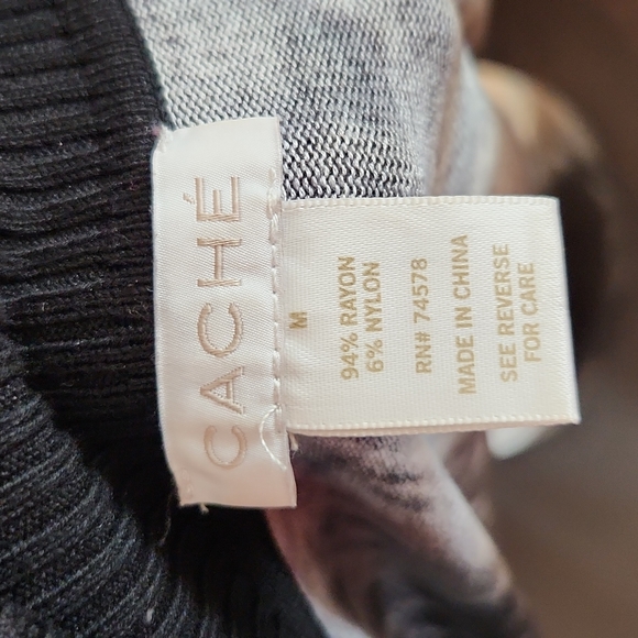 Cache Animal Print Sweater - Picture 5 of 17